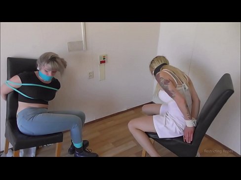 ❤️ Bağımlı / bağlı ve ağzı tıkalı / sıkıntı içinde küçük hanım ❤❌ Porno videosu bize %tr.pornodil.ru ﹏